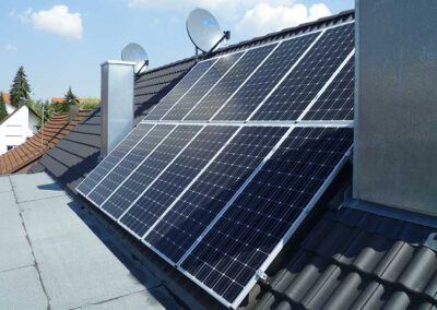 Photovoltaik Solaranlage für Energie aus Sonnenstrom - Referenzen Solektro GmbH